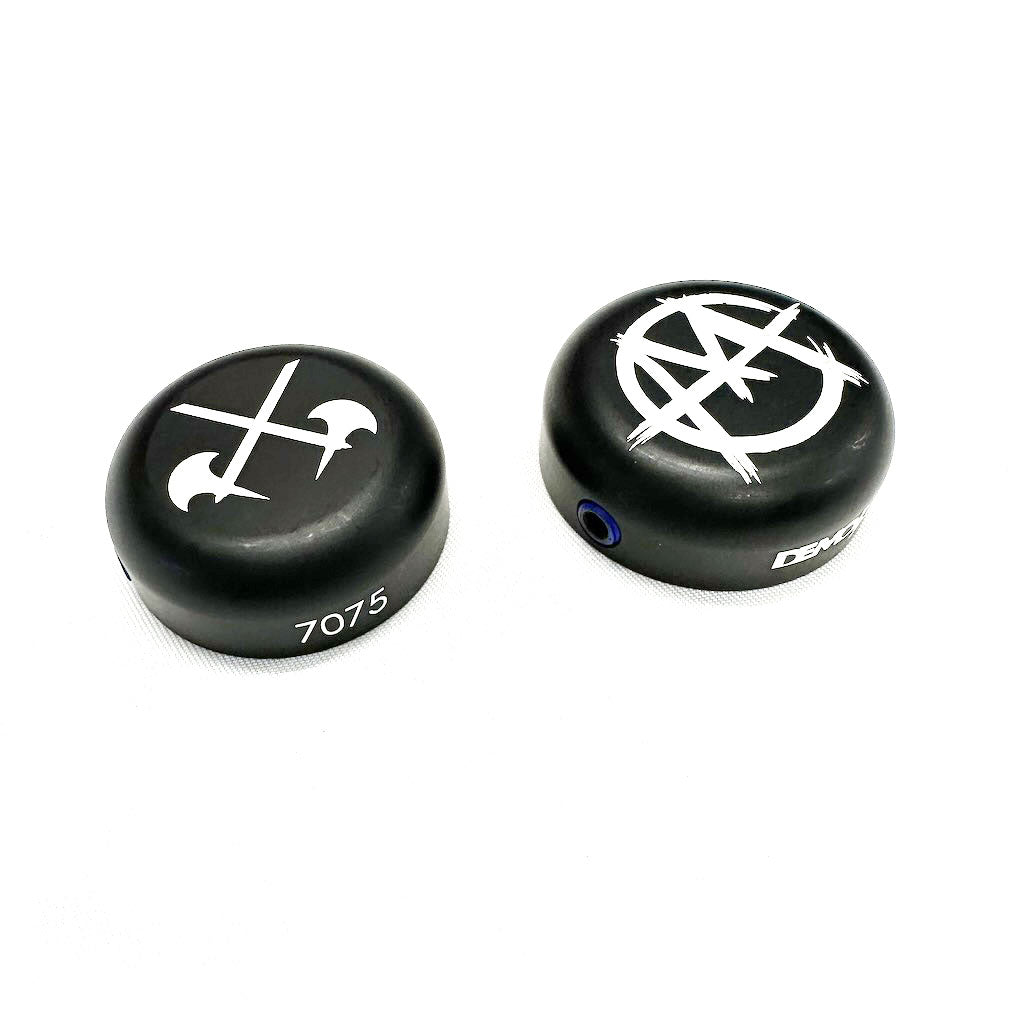 DEMOLITION MARKIT BAR CAPS BLACK