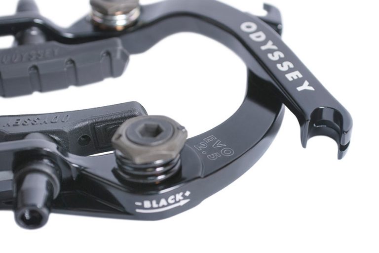 ODYSSEY EVO 2.5 BRAKE SET Black