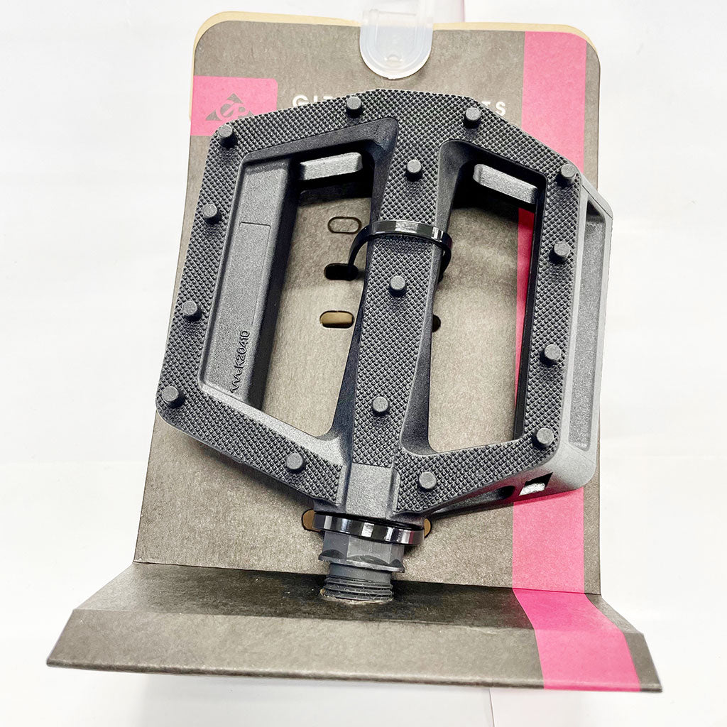 GIZA PRODUCTS B267N PEDAL 9/16" Black