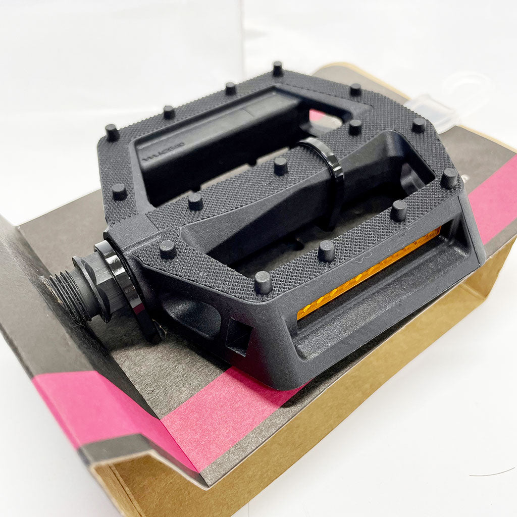 GIZA PRODUCTS B267N PEDAL 9/16" Black