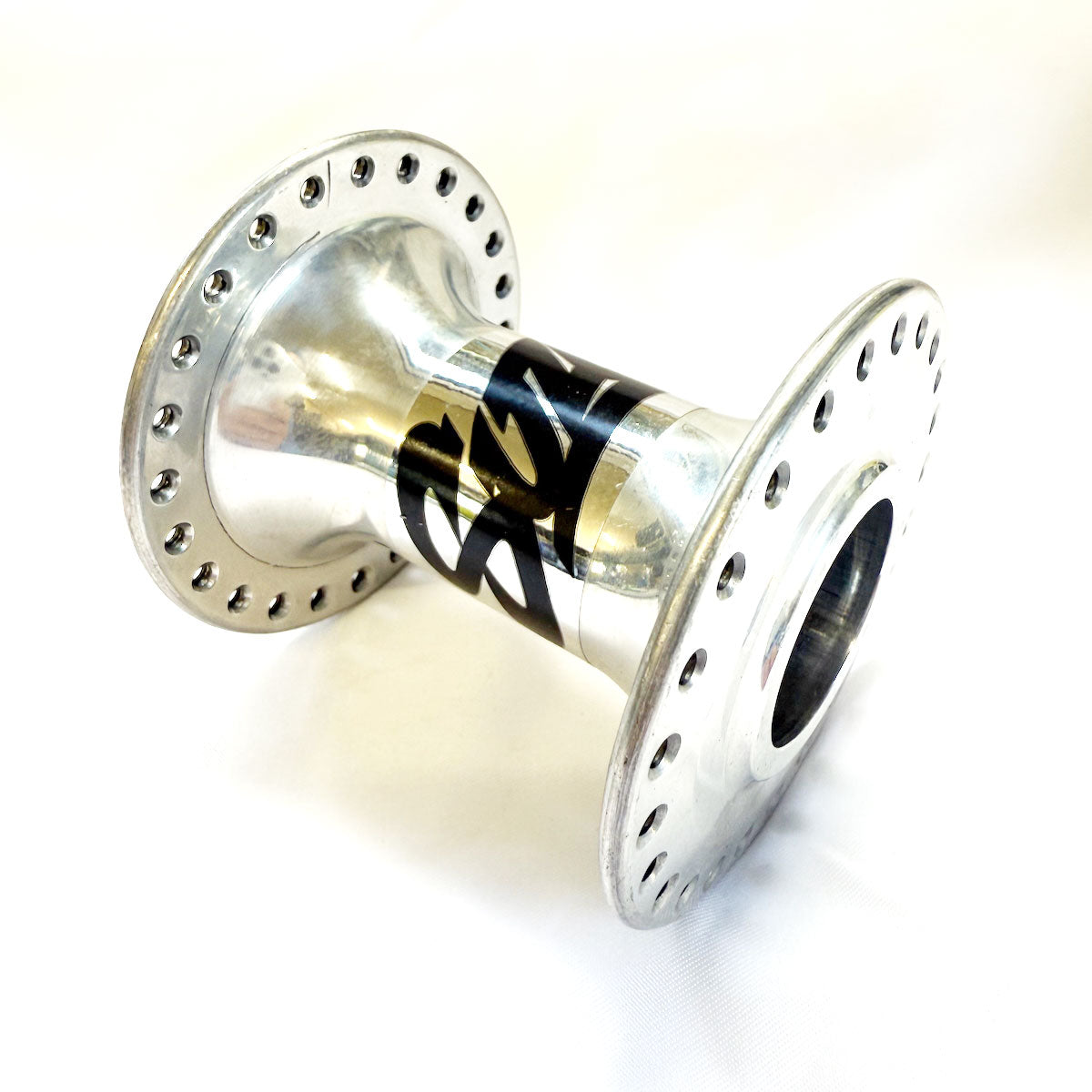 SUZUE MHS FRONT HUB BODY 48H POLISHED