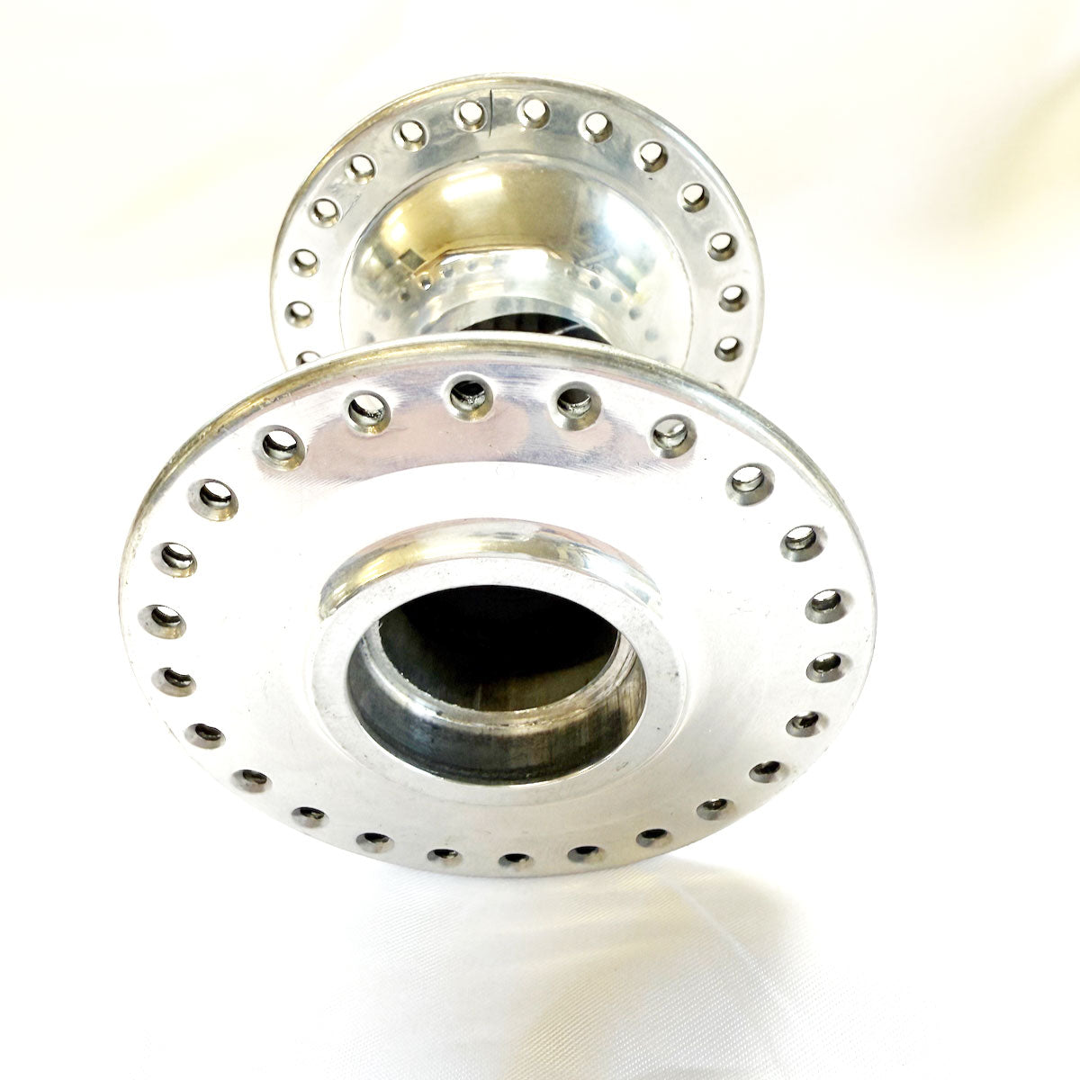 SUZUE MHS FRONT HUB BODY 48H POLISHED