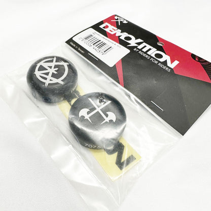 DEMOLITION MARKIT BAR CAPS BLACK
