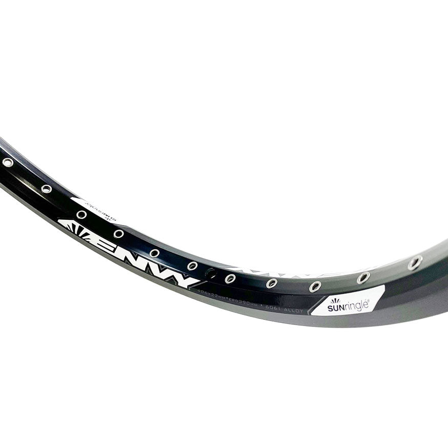 SUN RINGLE ENVY RIM 20" 36H  REAR BLACK