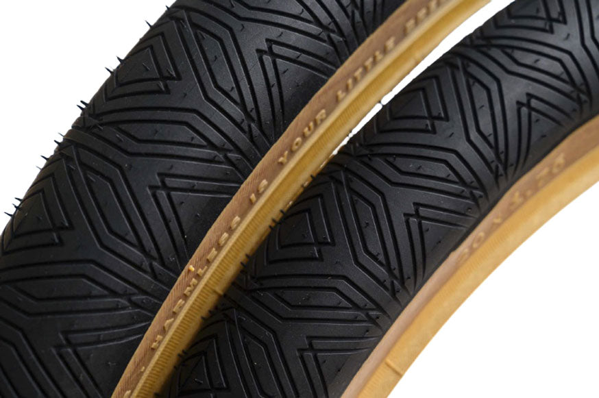 HERESY ZEPHYR TIRE BLACK/TAN 20x1.90