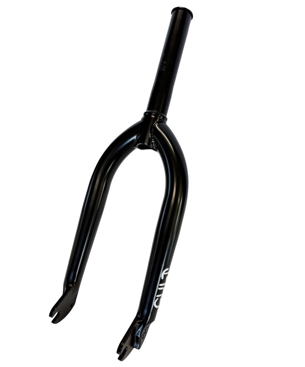 CULT 18" INVERSTMENT CAST SECT V4 FORK 28mm BLACK