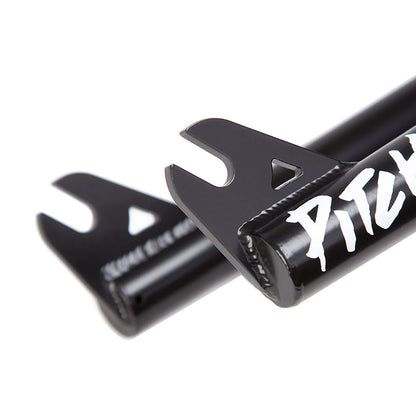 S&M PITCH FORK (3/8INCH) -BLACK-